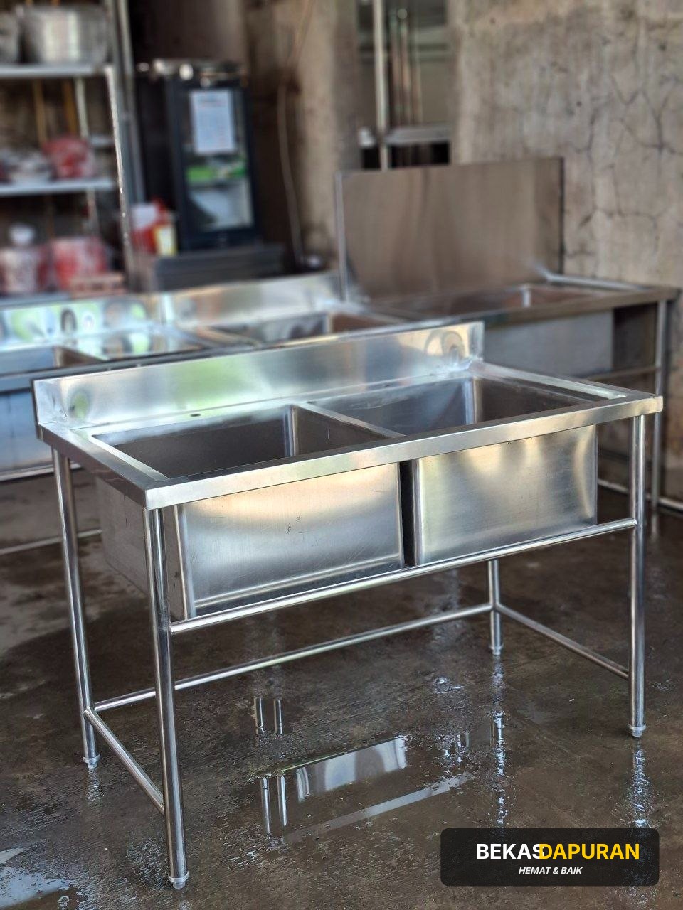 Sink 2 lubang Ukuran P:120 × L:70 × T:85 Ukuran lubang : 50 × 50 x 30