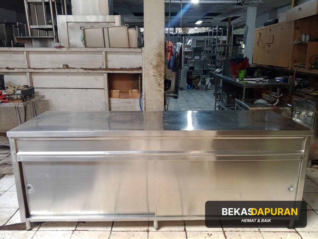 KABINET PINTU SLIDING