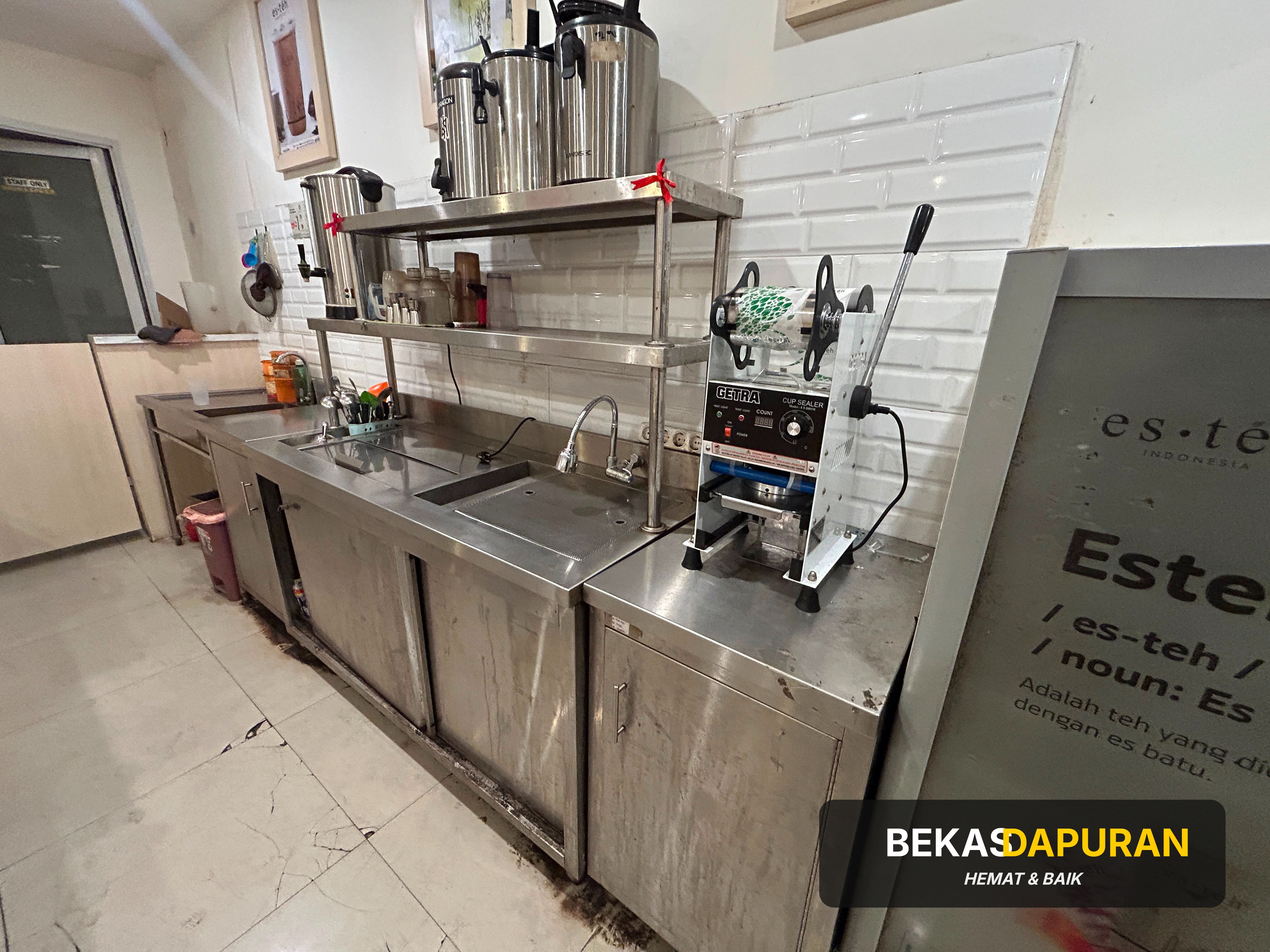 Meja kabinet open