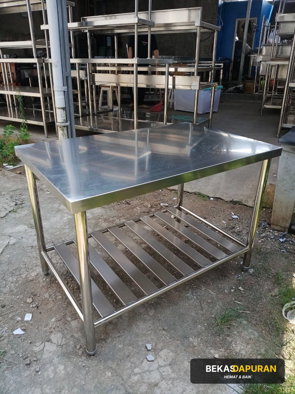 Meja 2 susun 150