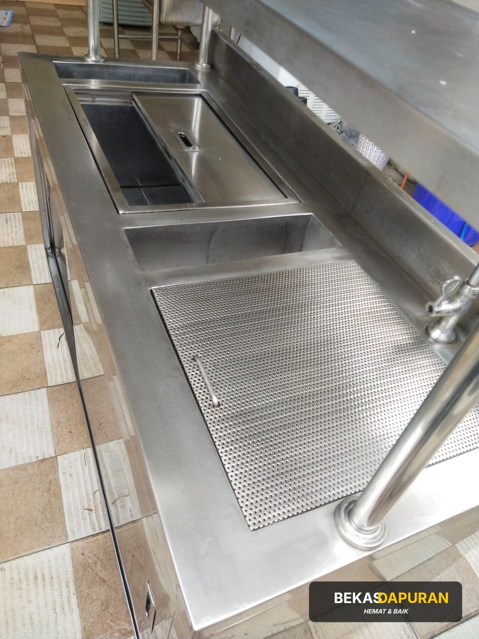 Ice bin station thumbnail