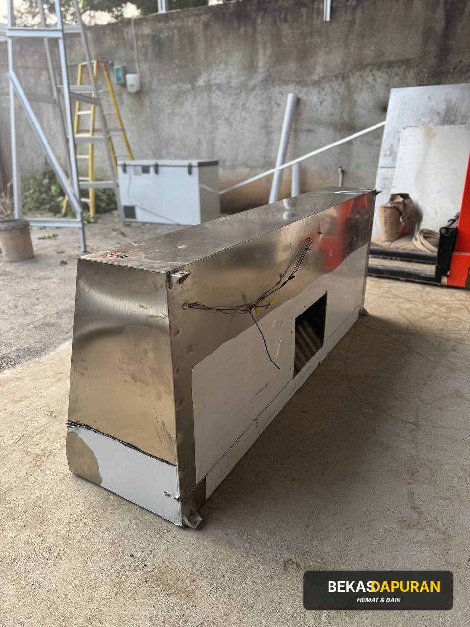 Exhaust hood thumbnail