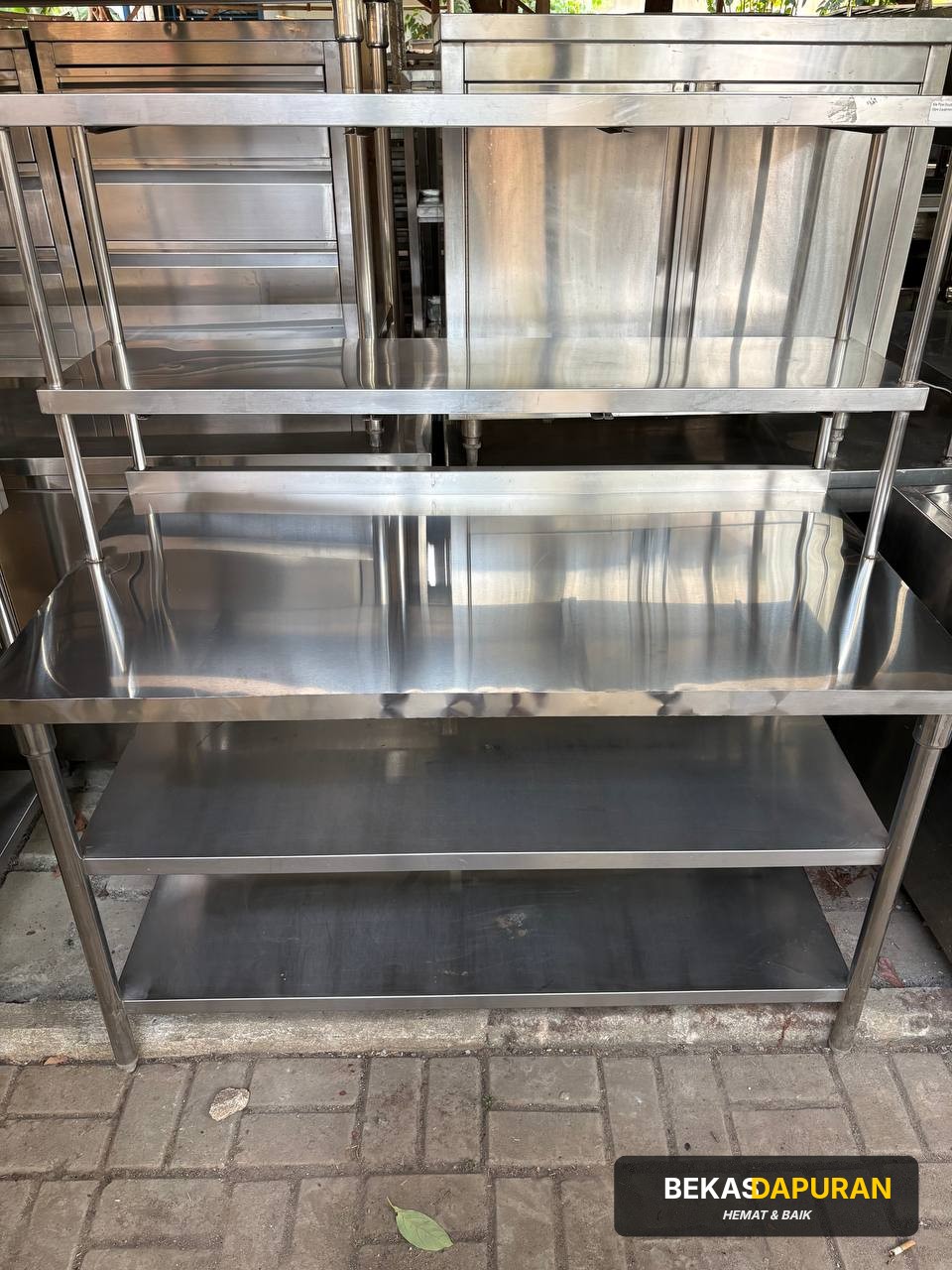 Meja 3 susun uppershelf