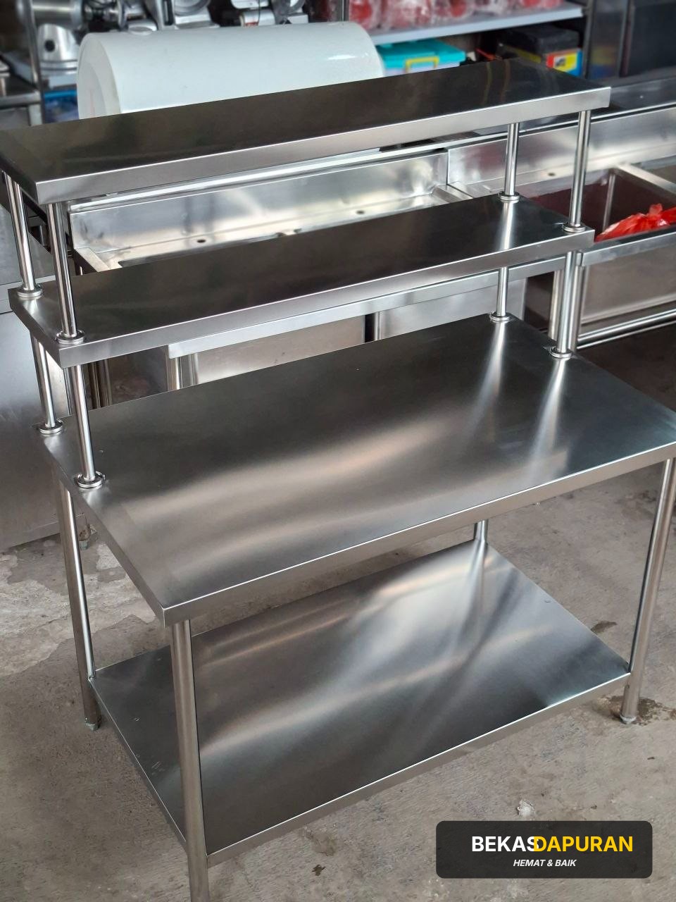 Meja 2 susun + Upper Ukuran P:120 × L:70 × T:85