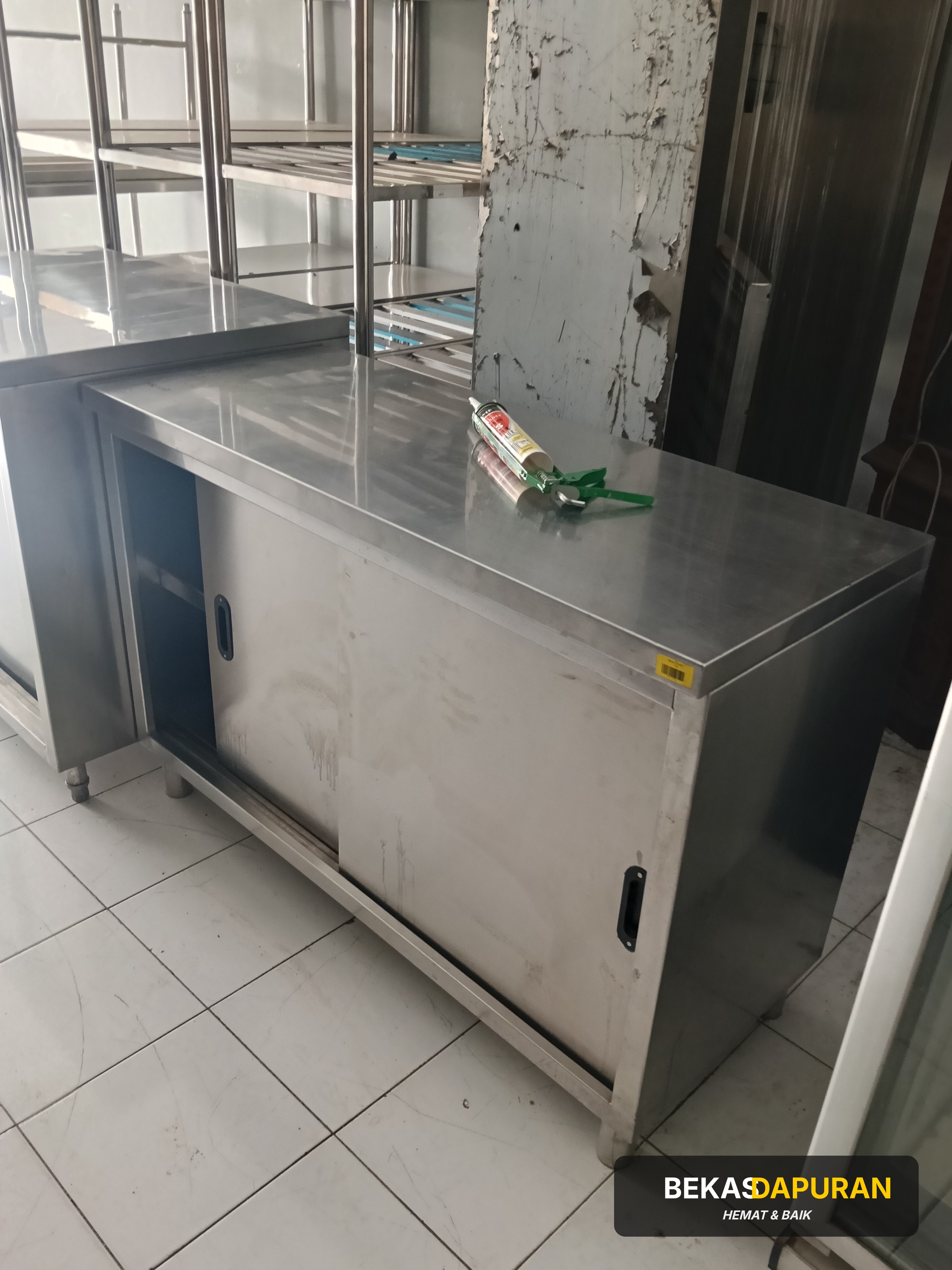 Kabinet Pintu Sliding