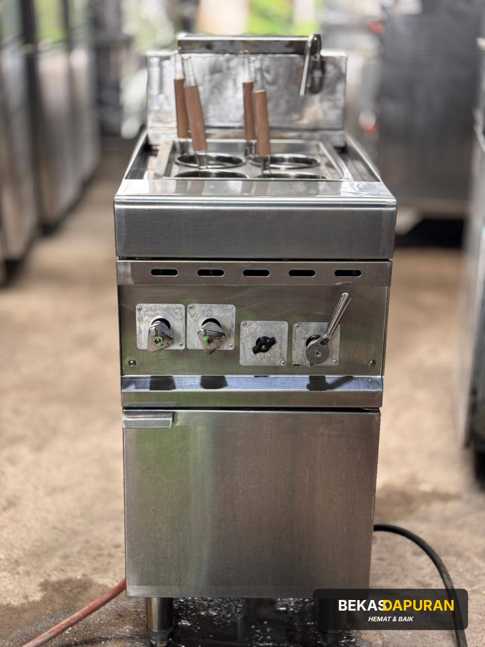 NOODLE BOILER  Ukuran 42x75x85 4 lubang