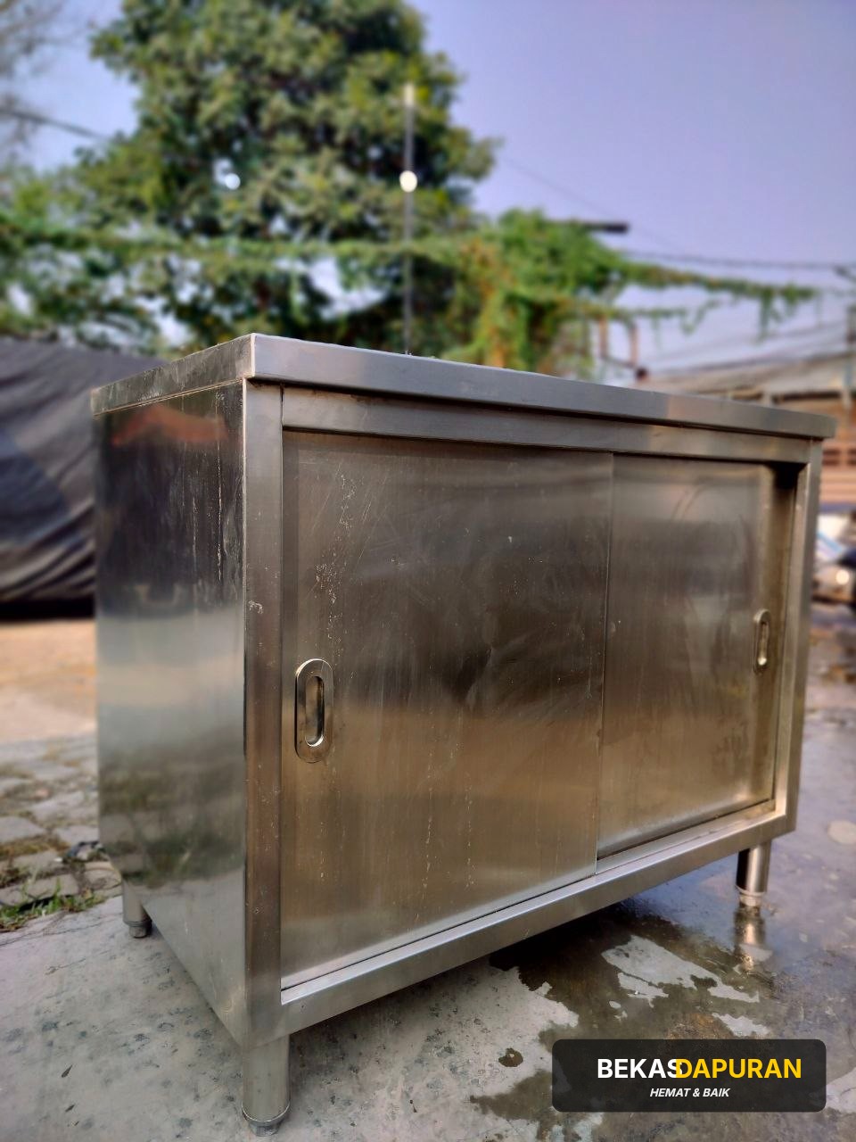 Meja kabinet  Pintu sledding  Ukuran P 100 L 60 T 85 thumbnail