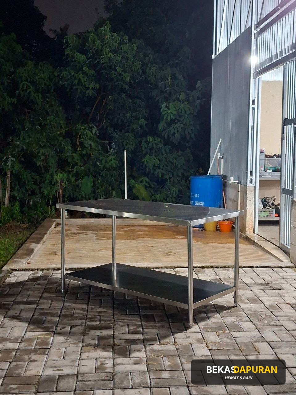 Meja 2 susun Ukuran P:150 × L:70 × T:85