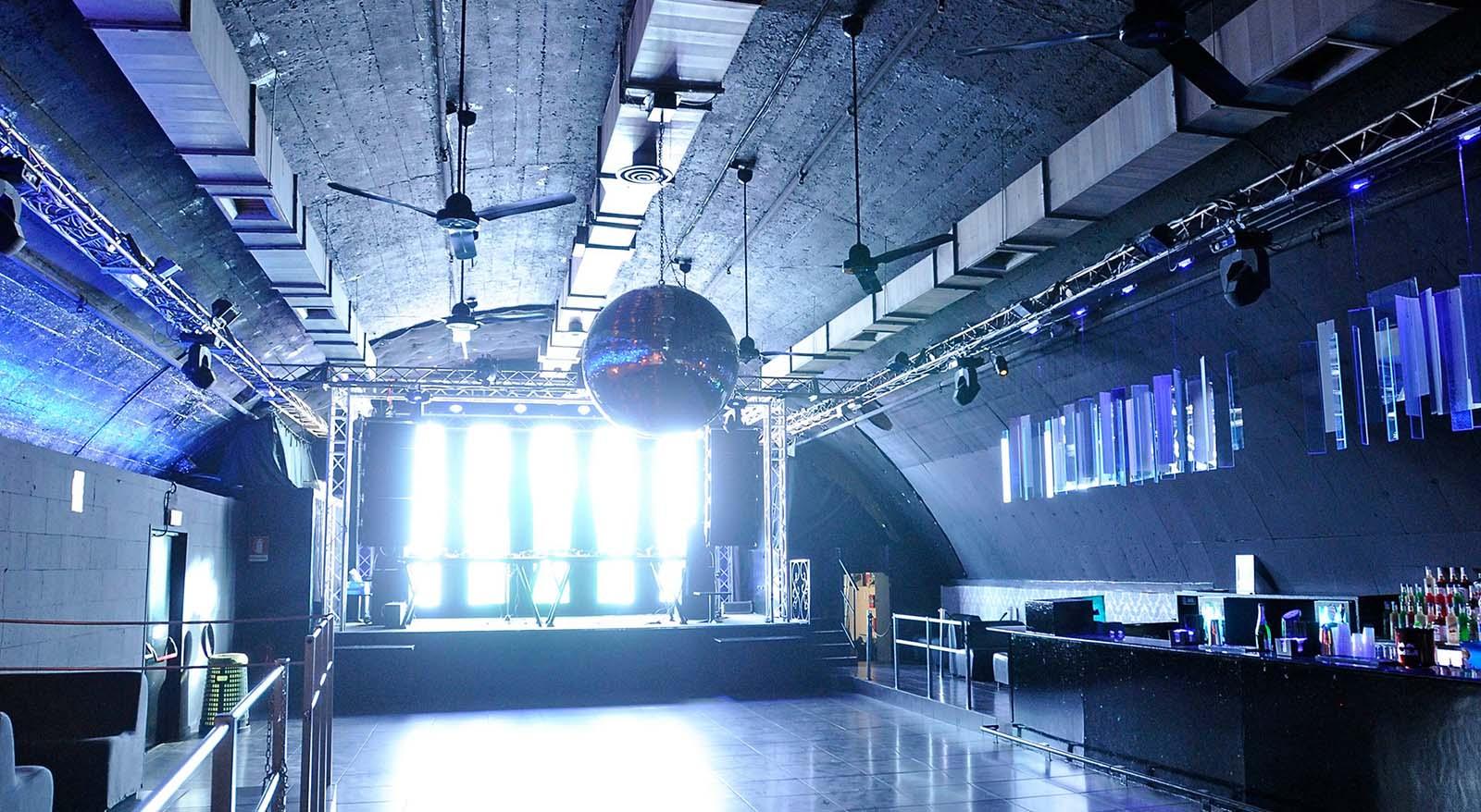 Tunnel Club - Image 1