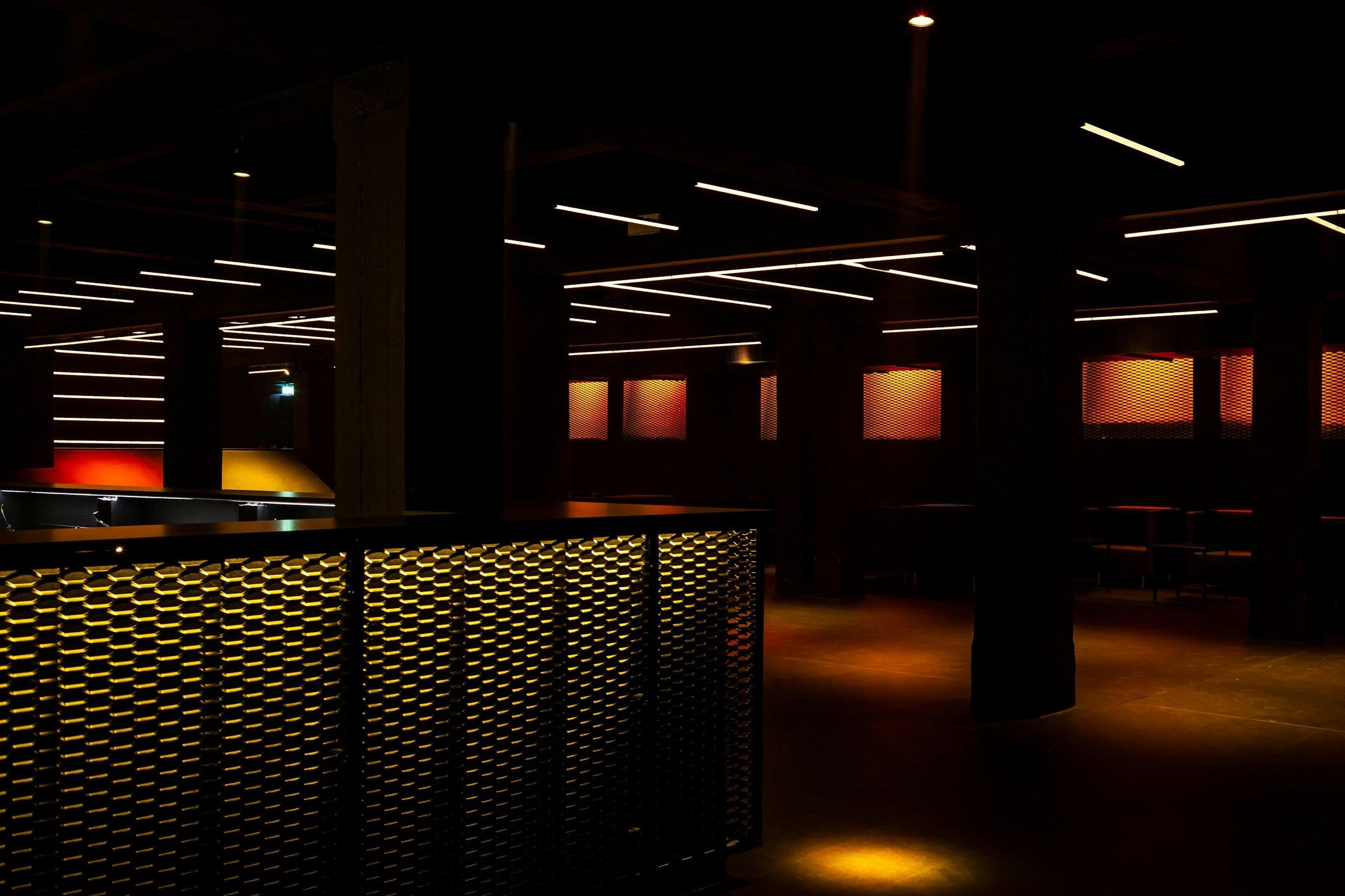 Super Club - Image 4