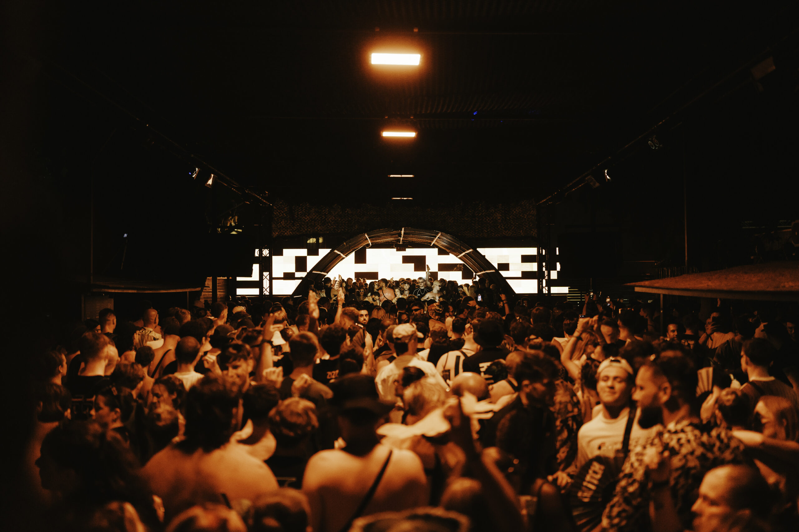 Club Phoenix - Image 4