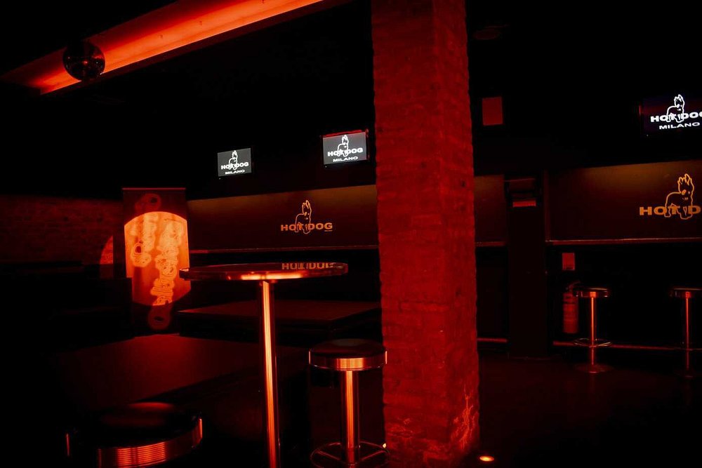 Hot Dog Club - Image 3