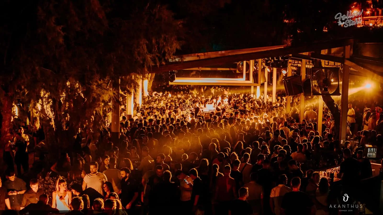 Akanthus Club - Image 3