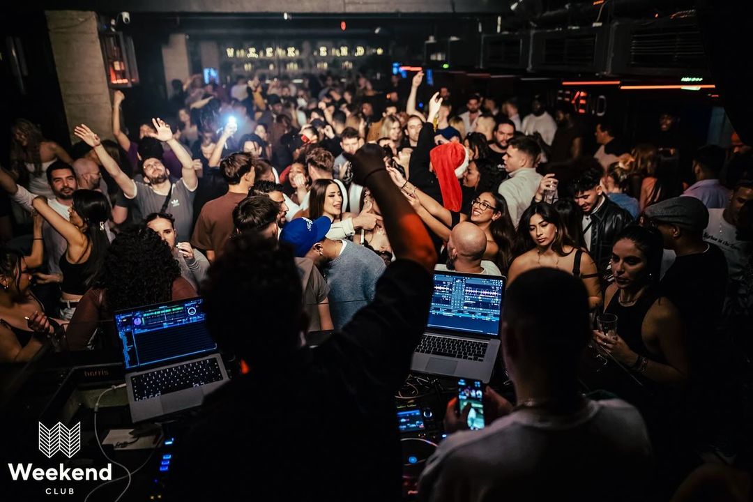 Weekend Club - Image 4