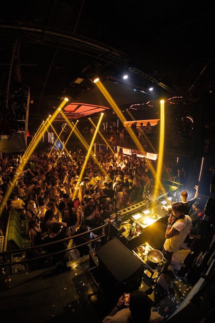 Club Araoz - Image 2