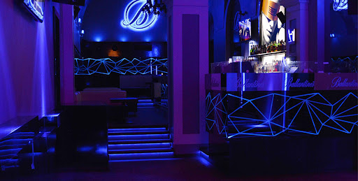 Club Room 13 - Image 1