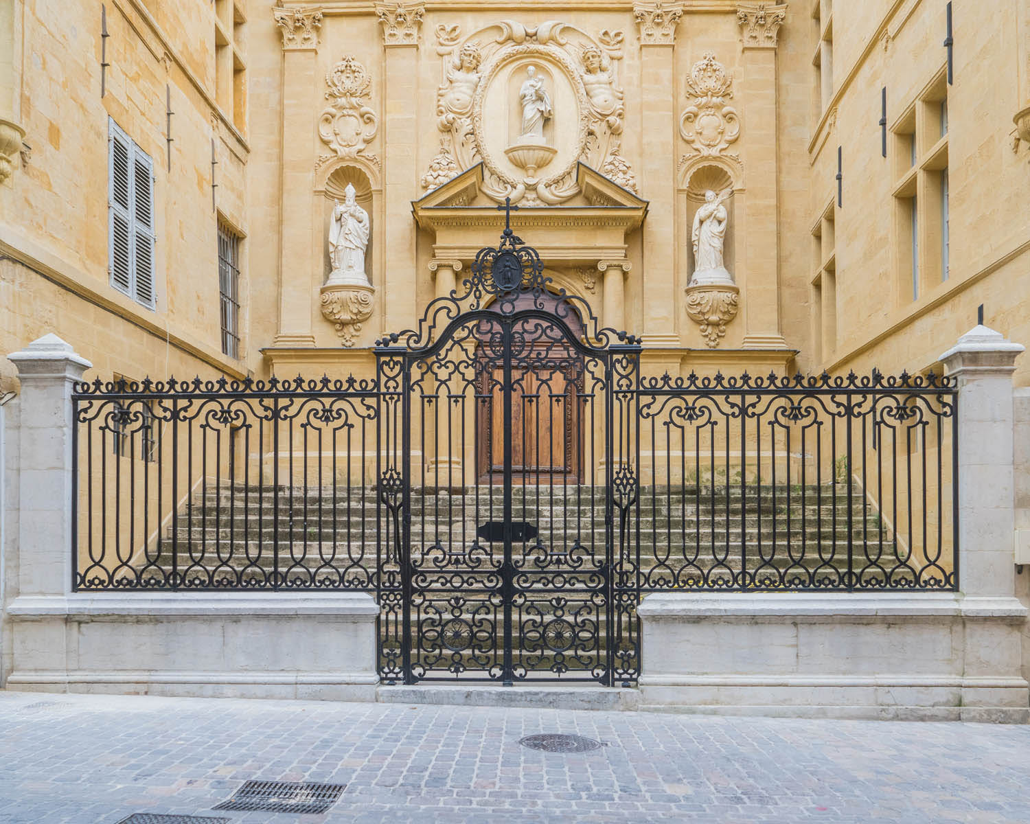 image - Aix-en-Provence : des sources romaines aux hôtels particuliers