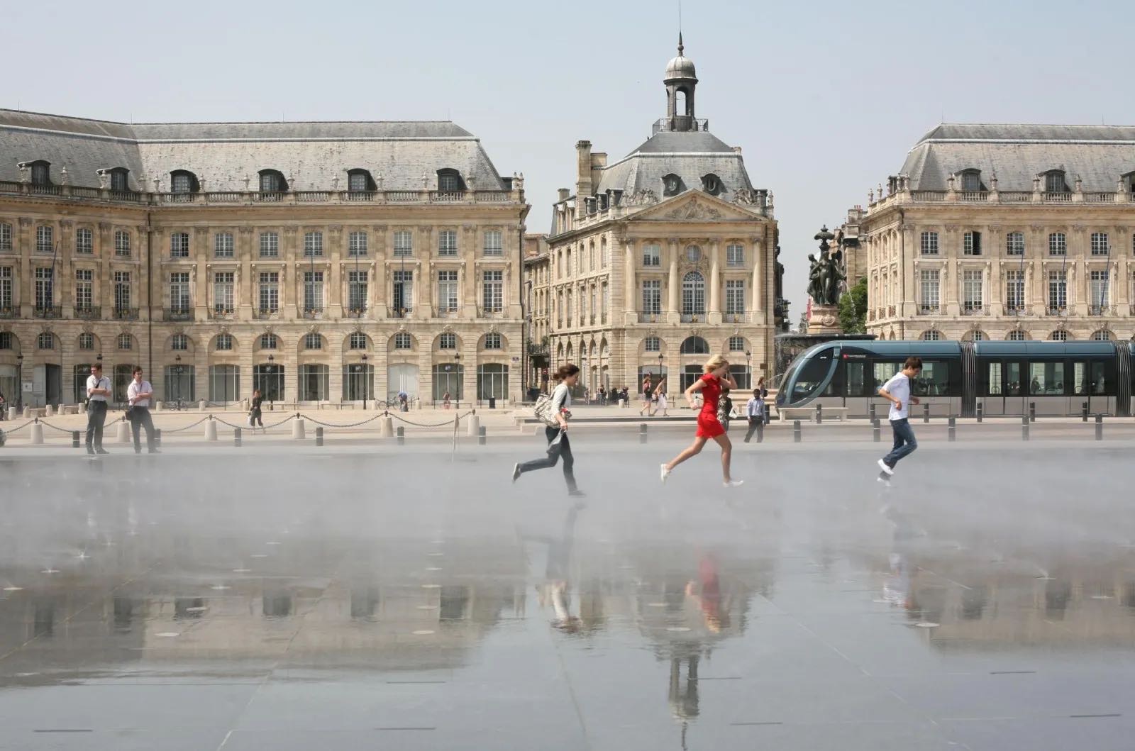 Main Image - Bordeaux Historique – Promenade au cœur du centre-ville