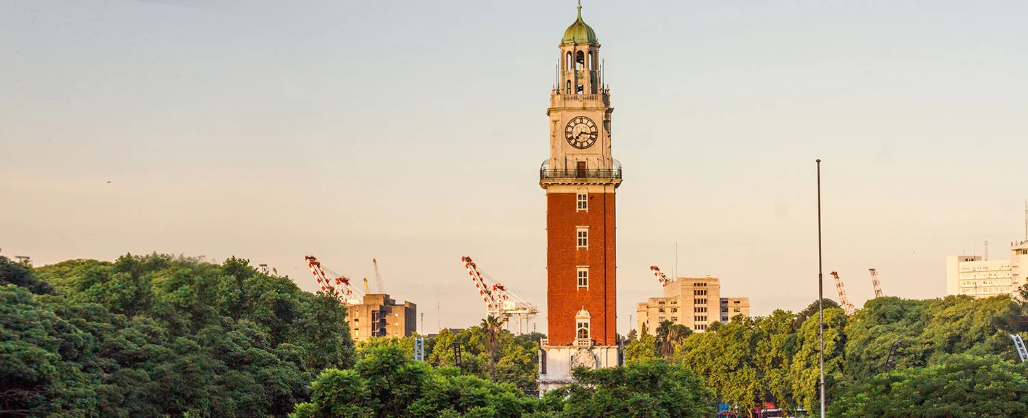 Retiro: Between Palaces and Railways