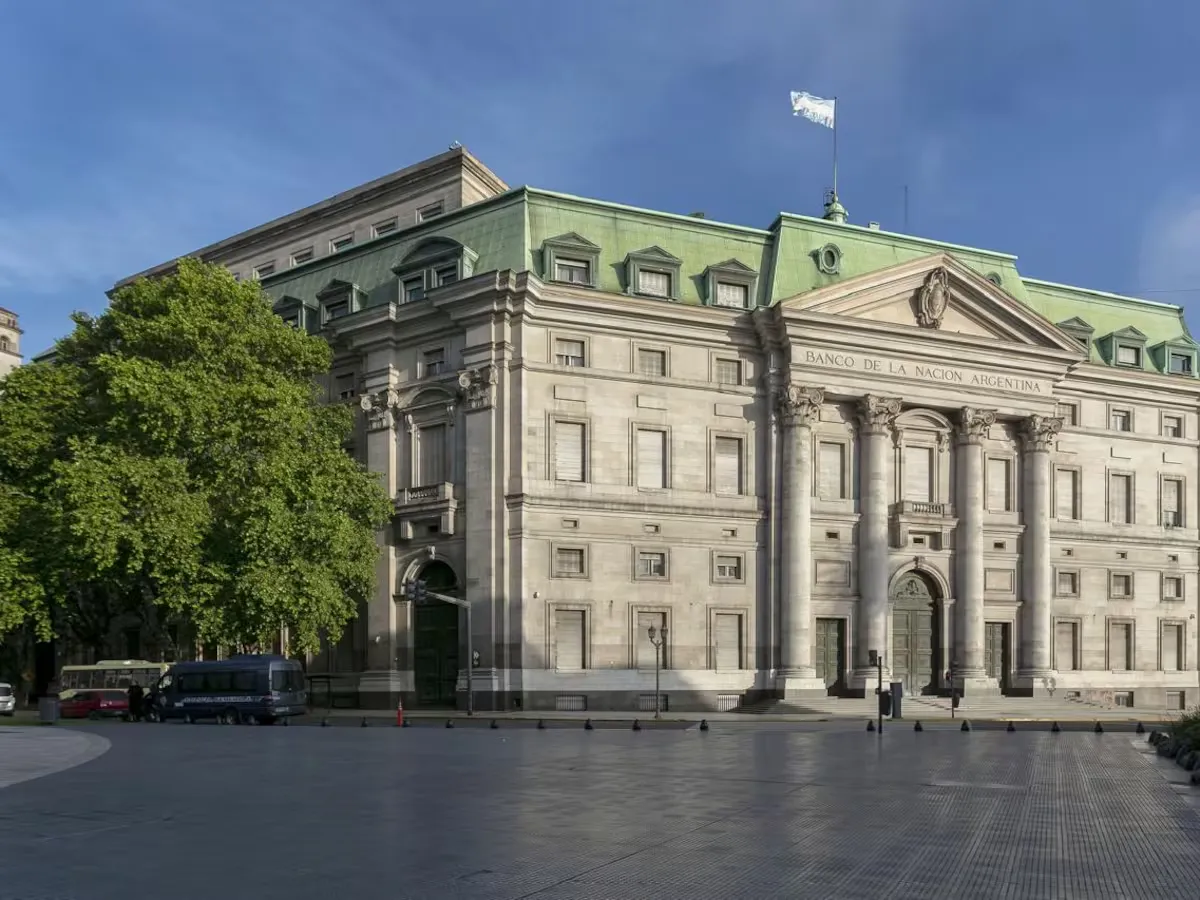 Money, power and future: Banco Nación