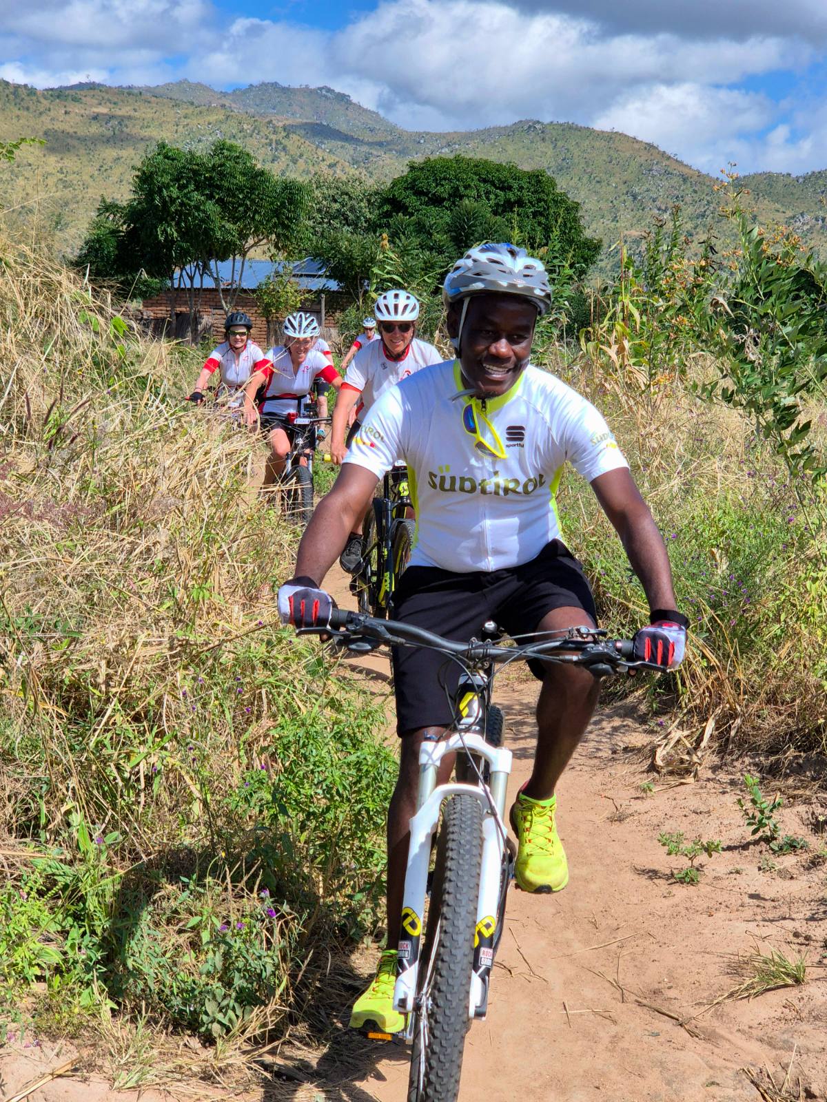 Jonathan Tengani – Bicycle guides in Malawi