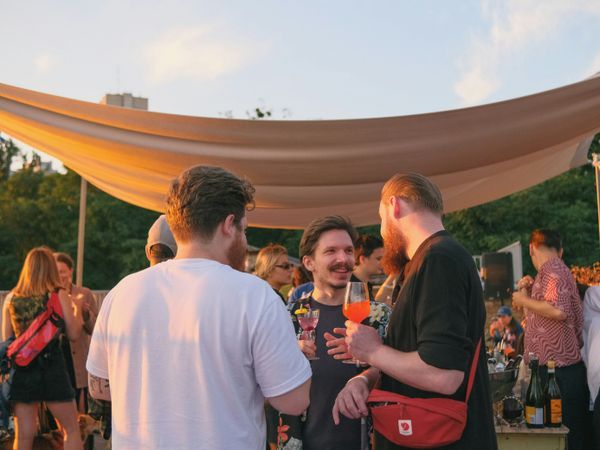 Sommerfeiern für Unternehmen: Ideen für dein Firmenevent