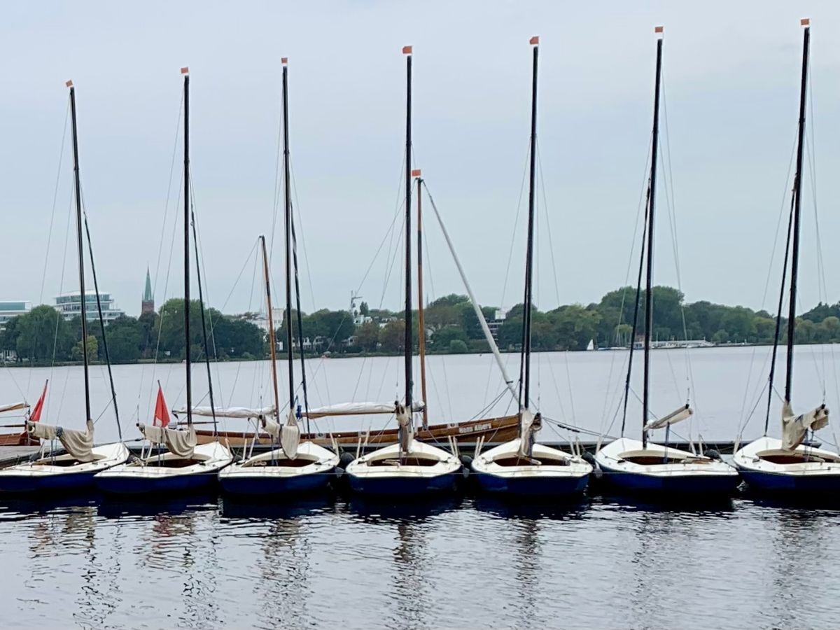 Segelboot mieten barca - an der Alster: Bild Nr. 1
