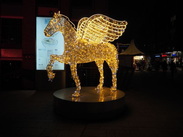 Weihnachtsmarkt Quartiersmanagementgemeinschaft Überseequartier GbR: Bild Nr. 5