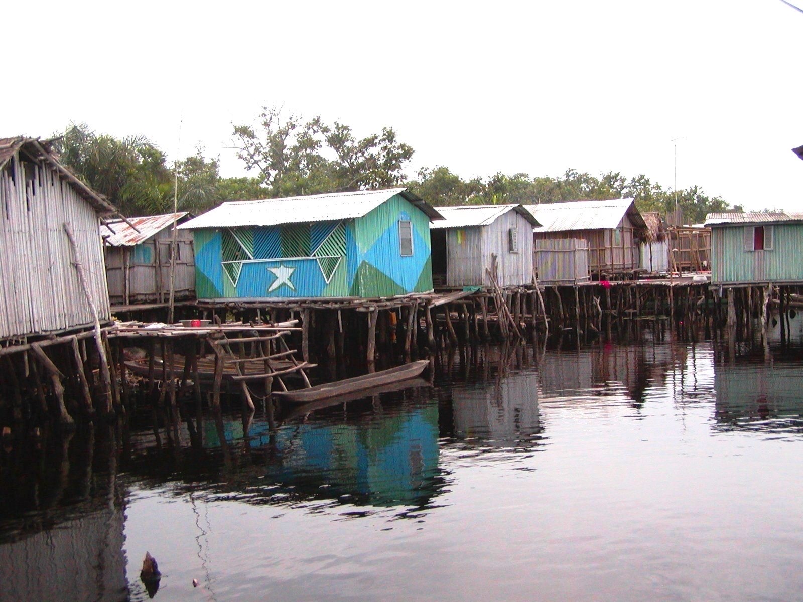 Visit Nzulezu  gallery 3
