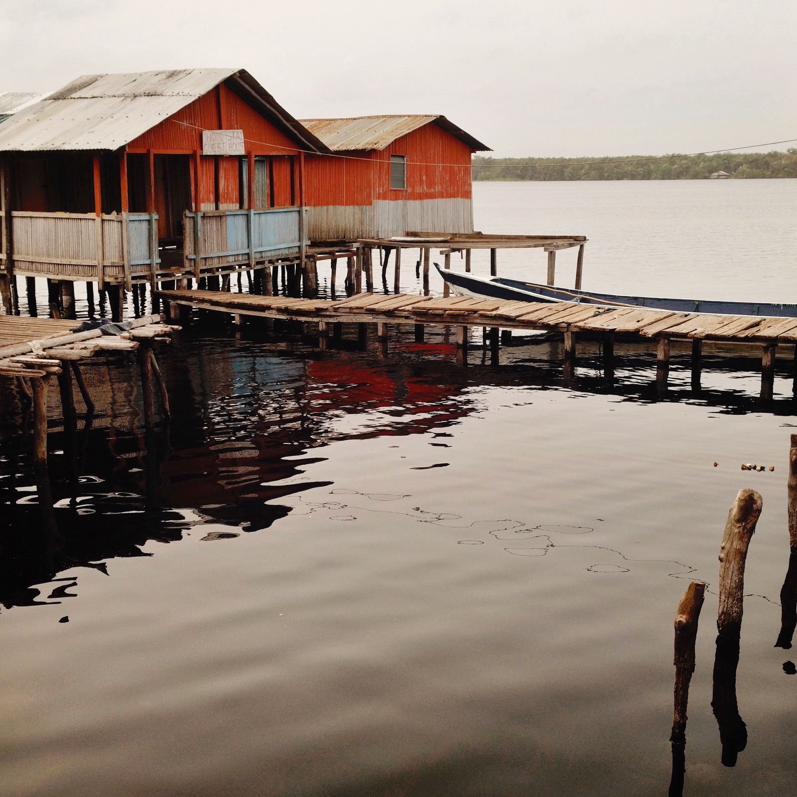 Visit Nzulezu  gallery 4