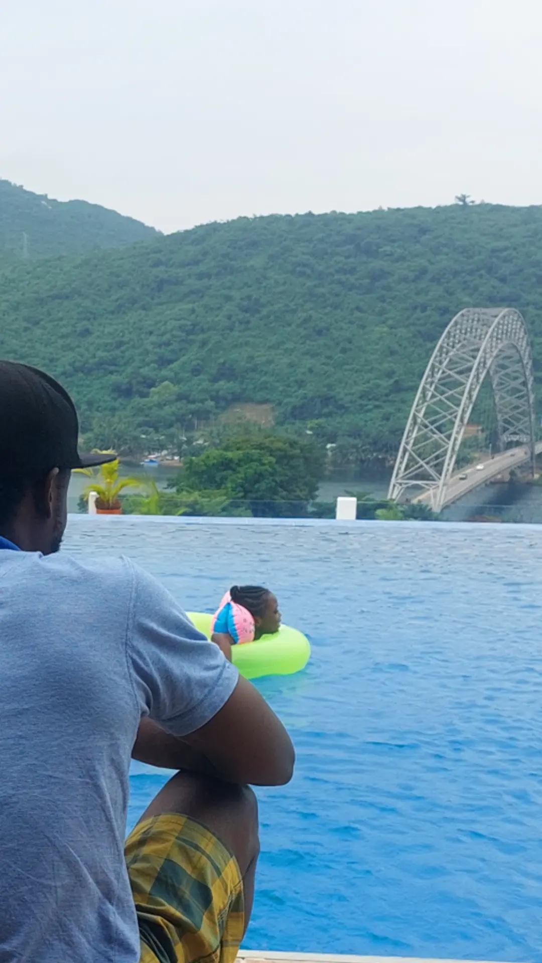 Stand Strong Akosombo Adventure main scene