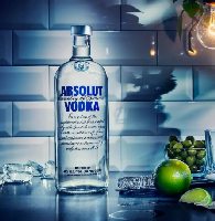 Vodka Absolut - Dose | Apenas para quem sabe apreciar o melhor! 🥃✨