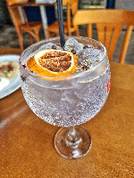 GIN TÔNICA