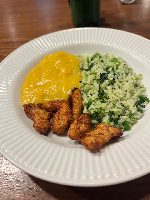 Kids isca de frango à milanesa