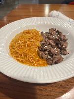 Kids macarrão ao molho sugo