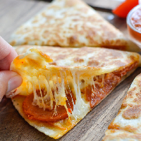 Quesadilla de Pepperoni