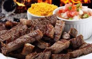 Picanha com fritas e cebola