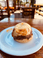 Pão de Queijo Recheado com Nutella