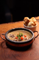 Filé ao molho gorgonzola