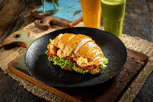 Meio Sanduíche Quente = 1 sanduíche