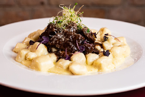 Gnocchi Al Filetto e Formaggio