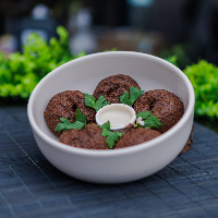 PORÇÃO DE FALAFEL