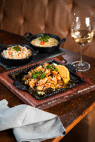 SALMAO GRELHADO EM CUBOS 2 PESSOAS