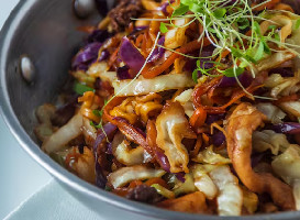 YAKISOBA MISTA ( FILE/FRANGO/CAMARÃO)