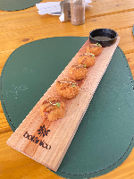 CROQUETA DE SALMAO COM CREAM CHEESE