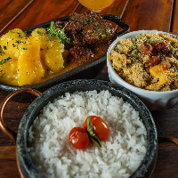 CARNE DE PANELA, ARROZ E FAROFA DE OVOS COMPARTILHAR