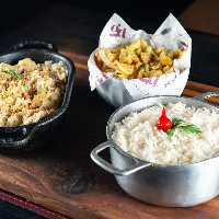 FRANGO 400G COM CATUPIRY, ARROZ, BATATA FRITA COMPARTILHAR