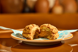 Broa de Milho com Creme de Banana e Canela (Cornbread with Banana and Cinnamon Cream / Pan de Maíz  con Crema de Plátano y Canela)
