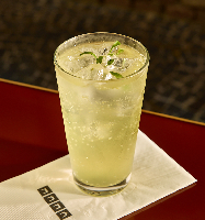 Soda de Coentro (Cilantro Soda / Soda de Cilantro)