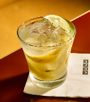 Caipirinha Especial 2 Limões (Special Caipirinha with 2 lemons / Caipirinha especial  2 limones)